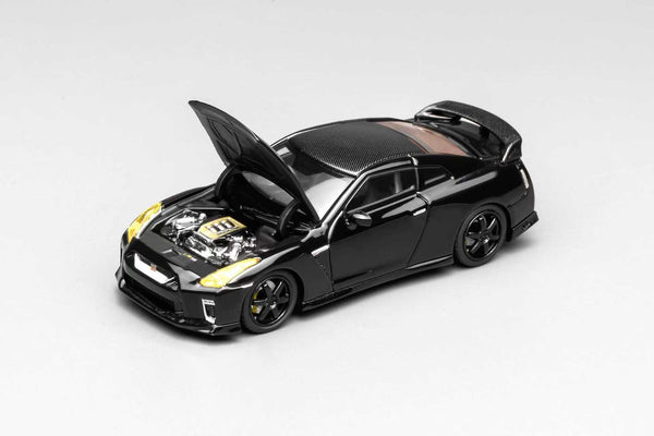 Pre-Order) 1/64 Motorhelix M63517 Nissan GT-R (R35) Black w