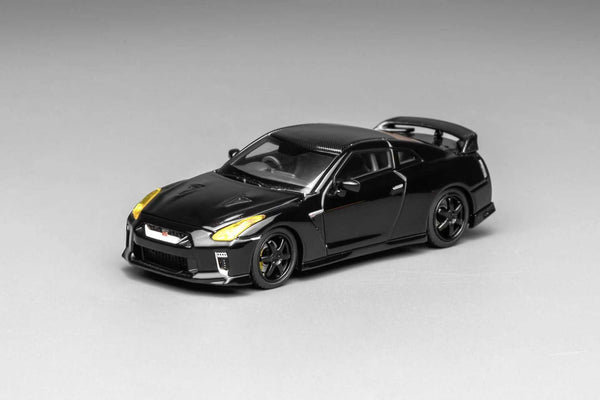 Pre-Order) 1/64 Motorhelix M63517 Nissan GT-R (R35) Black w