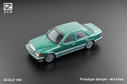 (Pre-Order) 1/64 DCM DCMMB500EG Mercedes-Benz 500E Emerald LHD
