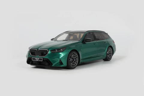 (Pre-Order) 1/18 GT Spirit GT509 BMW M5 Touring Isle of Man 2024 Green