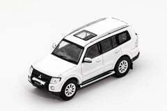 1/64 Shadow Pro 427 Mitsubishi Pajero V97 White RHD