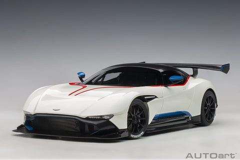 1/18 AUTOART 70261 Aston Martin Vulcan Stratus White