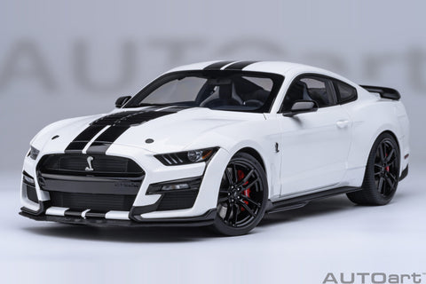 (Pre-Order) 1/18 AUTOART 73095 Ford Mustang Shelby GT500 Oxford White