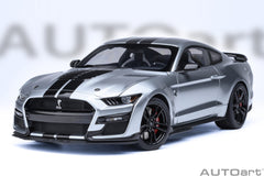 1/18 AUTOART 73096 Ford Shelby Mustang GT500 Iconic Silver