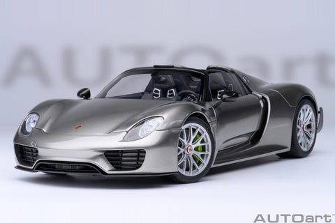 1/18 AUTOART 77922 Porsche 918 Spyder Weissach Package (Liquid Metal Silver)