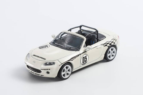 (Pre-Order) 1/64 DCT 193 Mazda MX-5 White