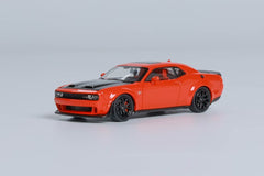 (Pre-Order) 1/64 Stance Hunters SHDCHRC Dodge Challenger SRT Hellcat Red/ Carbon LHD