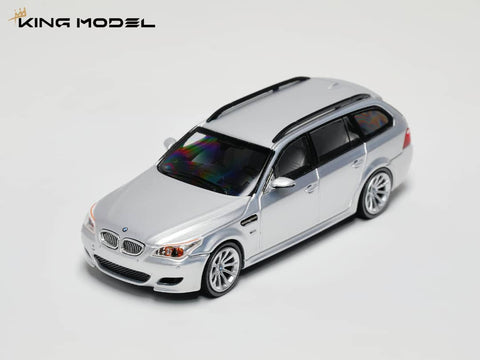 (Pre-Order) 1/64 King Model KMBE61S BMW M5 E61 Wagon Silver LHD