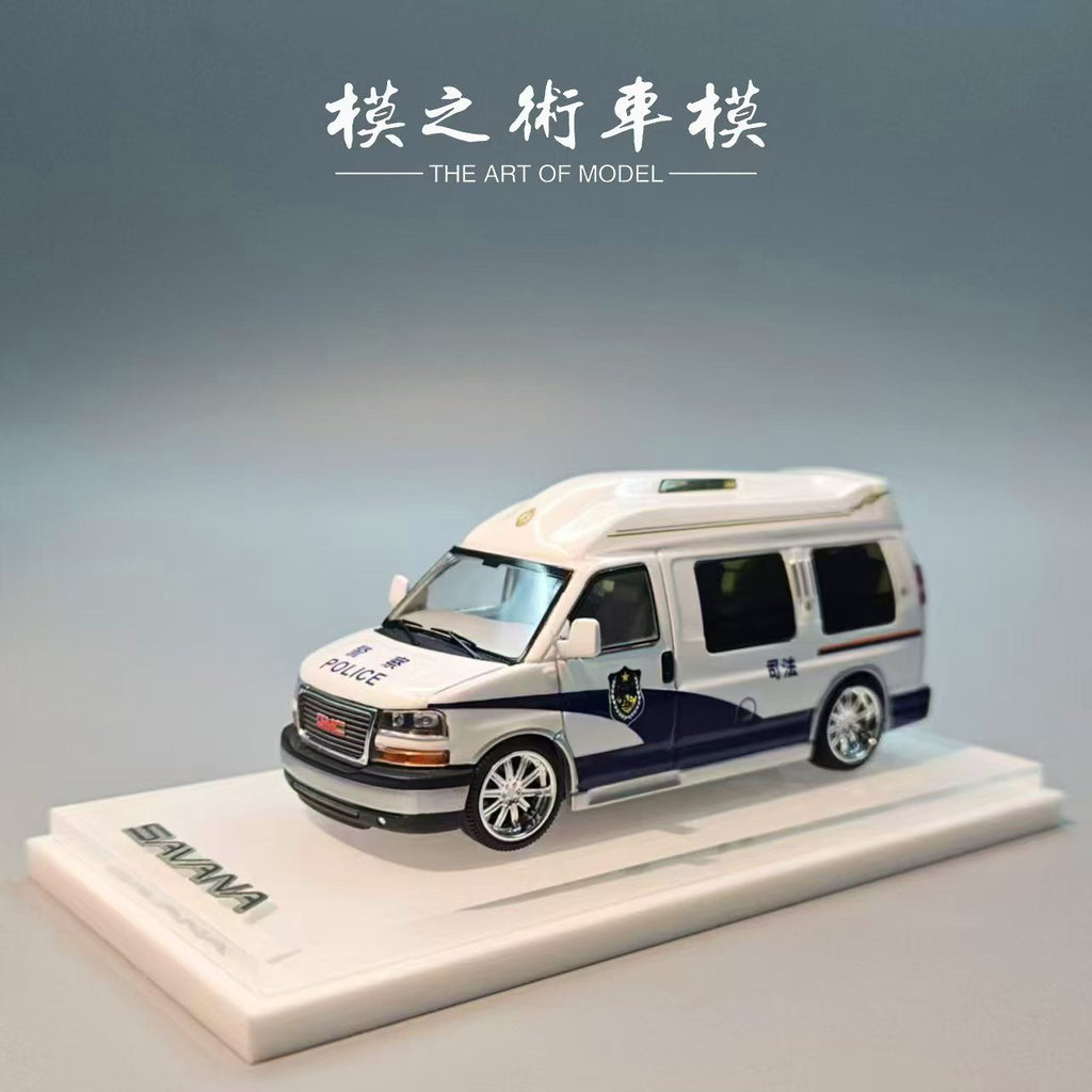 1/64 GOC GOCGMCSJ GMC Savana Justice LHD – Network Shuttle Diecast