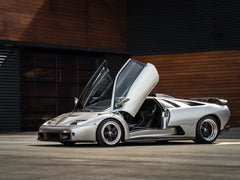 (Pre-Order) 1/64 Classic Lover CLLDS Lamborghini Diablo GT Argento Titanium