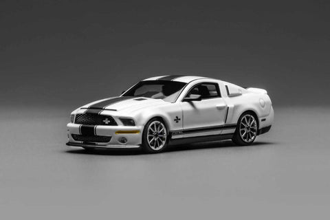 (Pre-Order) 1/64 Motorhelix GL-1251006A Ford Mustang Shelby GT500 Super Snake 2007 White