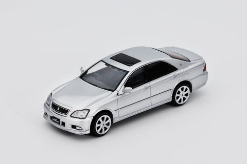 1/64 DCT 245 Toyota Crown Athlete (S180) 2005 Silver
