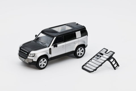 1/64 Enchery 7 Land Rover Defender 110 Silver