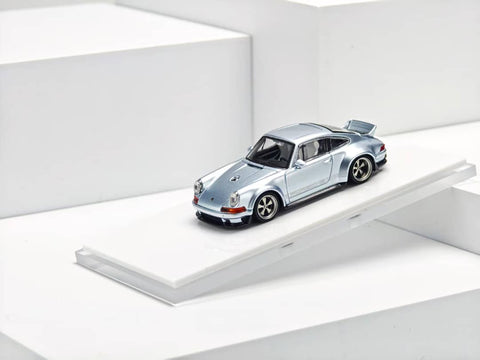 (Pre-Order) 1/64 Zincit Model ZMP964IB Singer 964 DLS Ice Blue