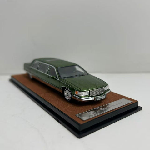 (Pre-Order) 1/64 Xiaoguang Model XMCFGB Cadillac Fleetwood Limousine Green/ Brown