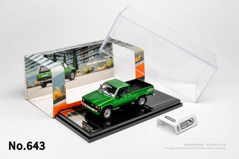 (Pre-Order) 1/64 GCD 643 Toyota Hilux SR5 Xtra Cab 1985 Flash Green