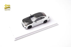 (Pre-Order) 1/64 Howie Model HMBM2WC BMW M2 G87 Pearl White w/ Carbon Bonnet