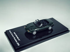 (Pre-Order) 1/64 Motorhelix M60205R Mazda Eunos Roadster NA Green