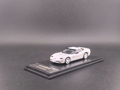 (Pre-Order) 1/64 FineWorks64 FWCCW Chevrolet Corvette C5 Pearl White