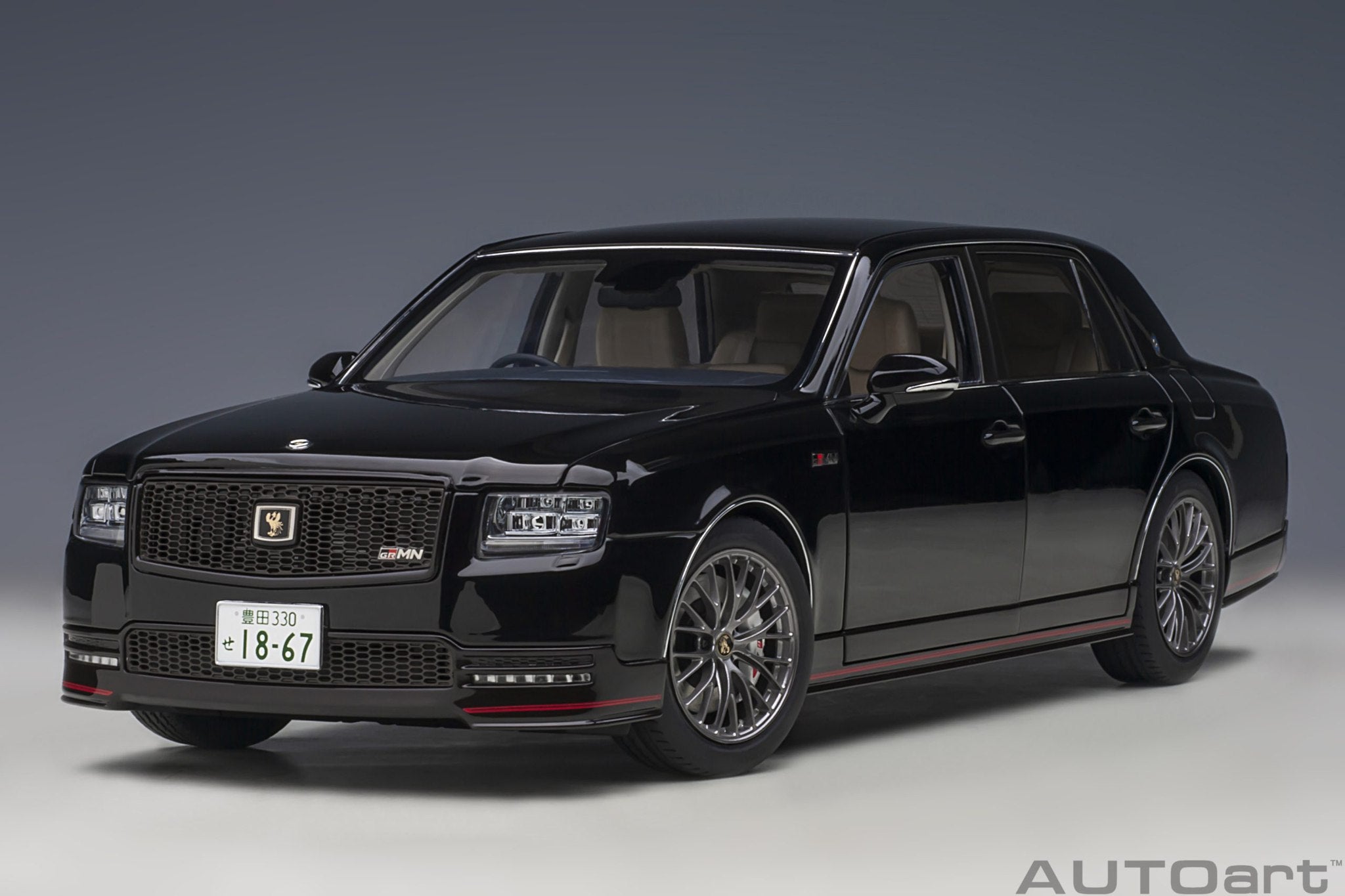 Kyosho 1:43 Toyota Century • DiecastSociety.com