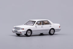 1/64 GCD 68 Toyota Crown JZS155 White LHD