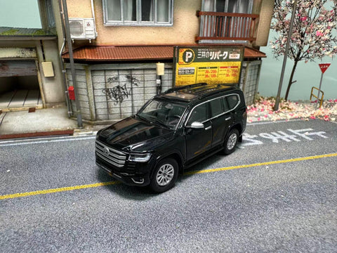 1/64 Unique Model UMTLC300BK Toyota Land Cruiser LC300 Black RHD