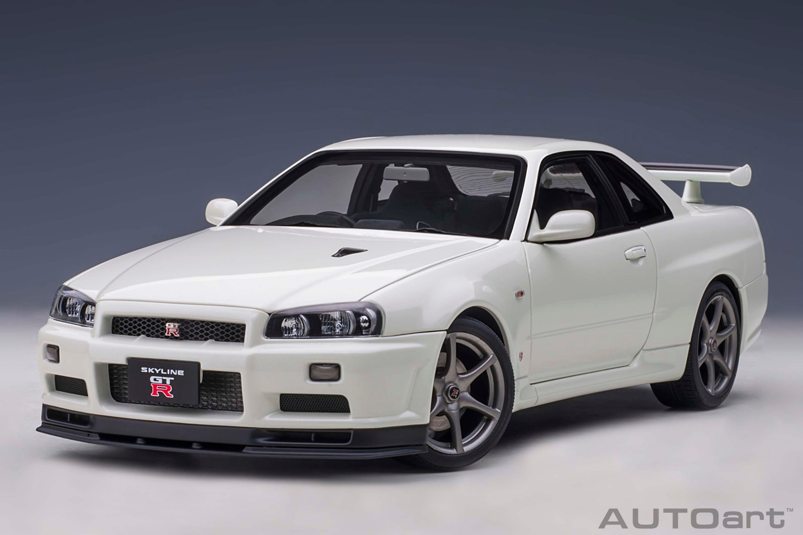[初出品!!] AutoArt スカイラインGT-RV-SPEC 2[1/18] AUTOart 1/18 日産 スカイライン GT-R （R34） Vスペック II